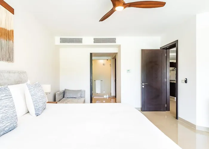Casa Aruba 403n Apts