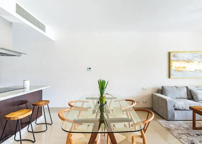Casa Aruba 403n Apts *